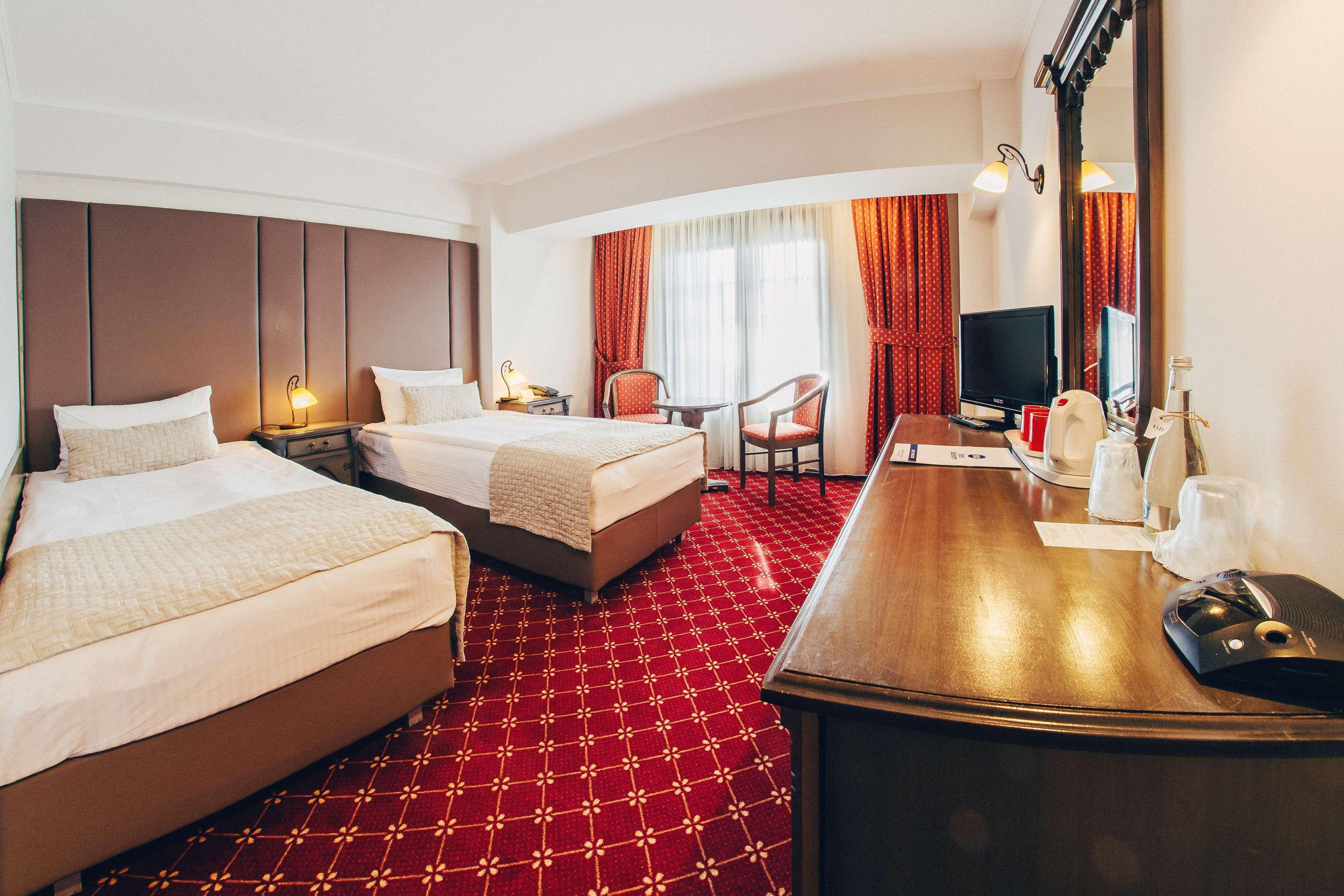 Best Western Bucovina Club De Munte Гура-Гуморулуй Экстерьер фото