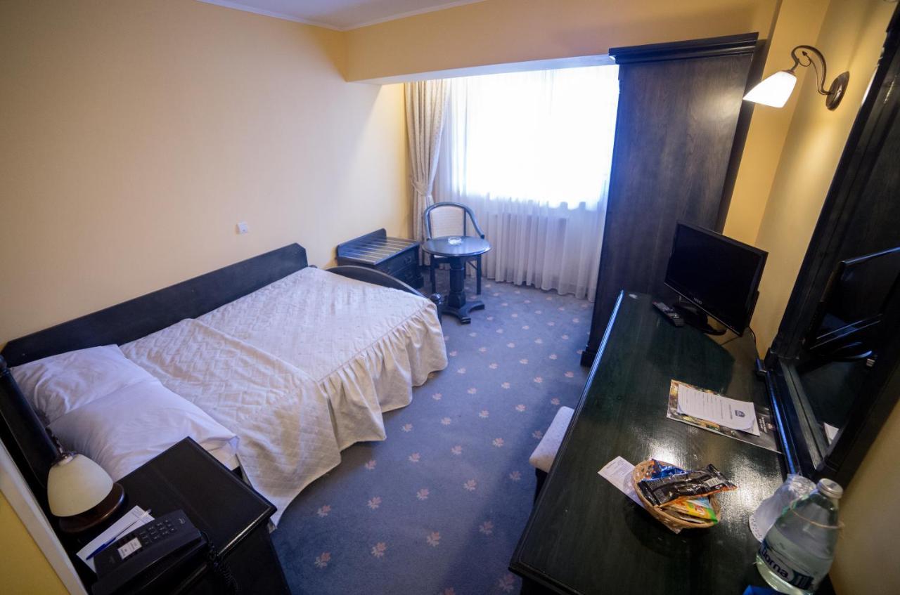 Best Western Bucovina Club De Munte Гура-Гуморулуй Экстерьер фото
