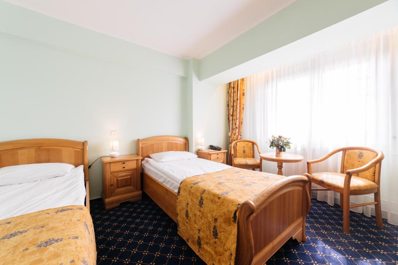 Best Western Bucovina Club De Munte Гура-Гуморулуй Экстерьер фото